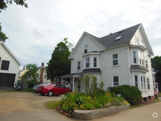 Building Photo - 90 Lothrop St