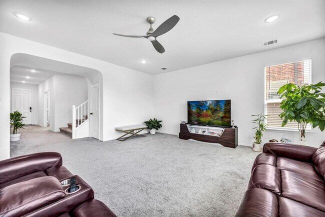 Foto del edificio - 232 Bougainvillea Lp
