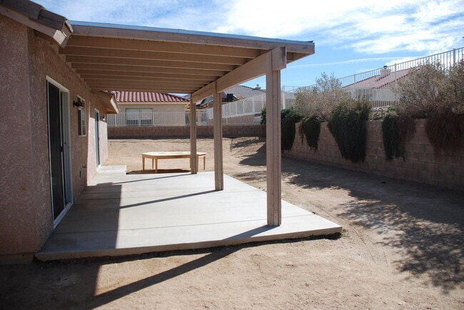 Building Photo - Quiet Home in Copper Hills located in a Cu...