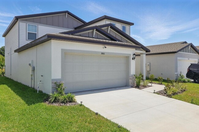 Building Photo - 3806 Radiant Mountain Dr