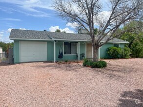 Building Photo - 1031 S Monte Tesoro Dr
