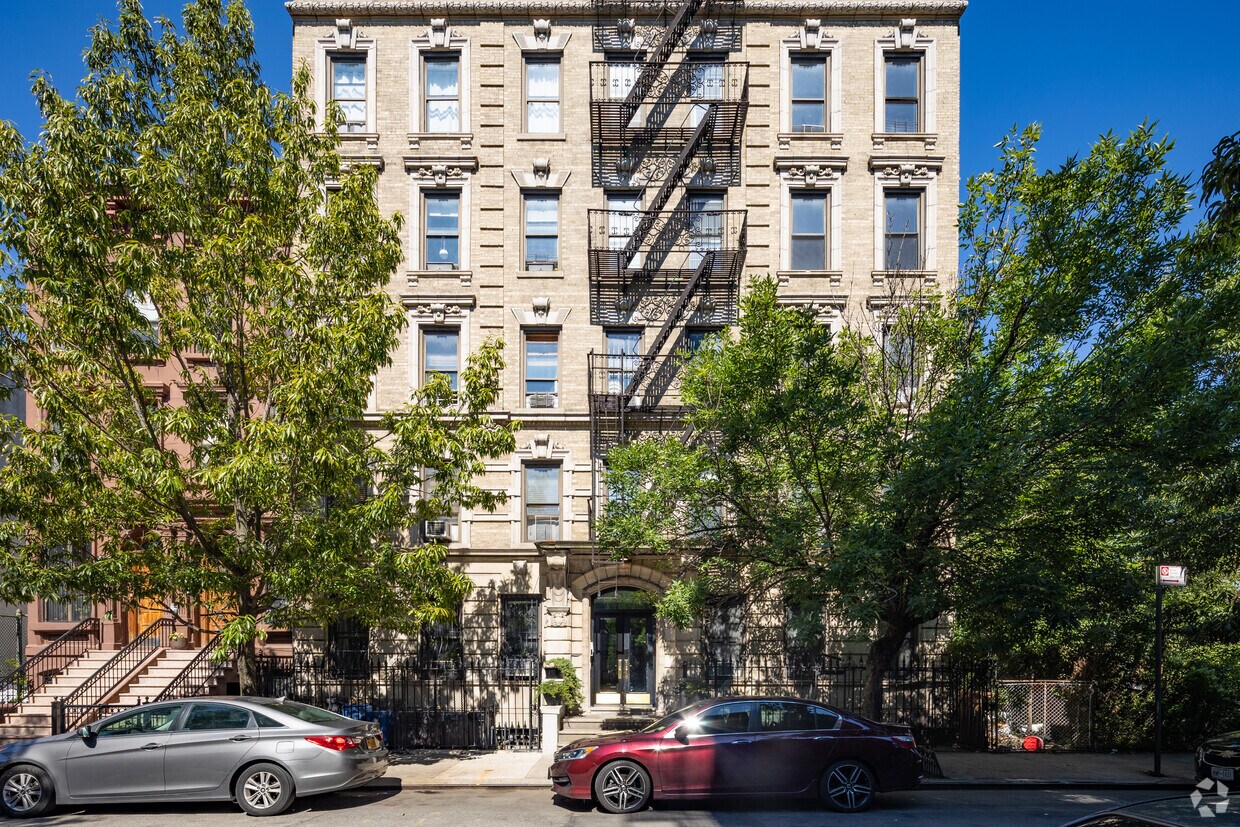 Primary Photo - 31-33 E 127th St