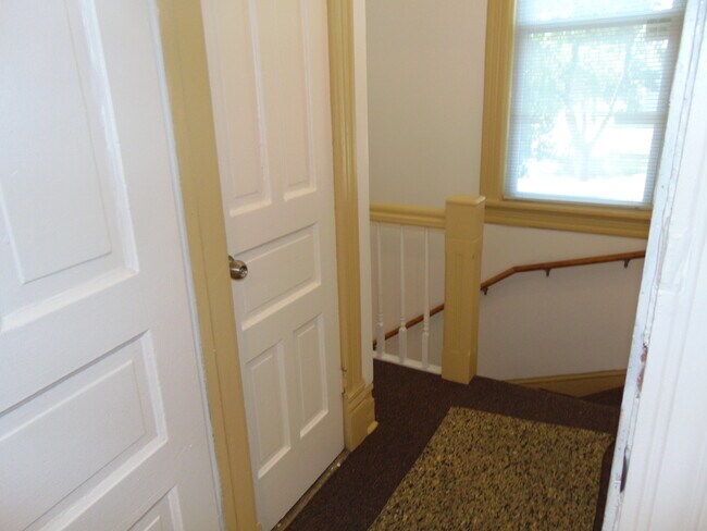 Building Photo - 5150 S Princeton Ave