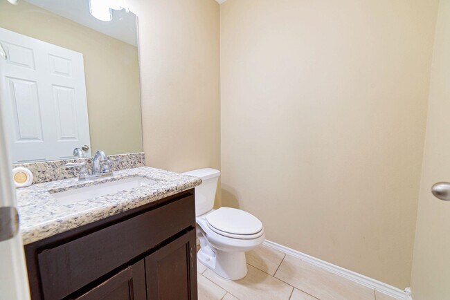 Building Photo - 4316 Ramona Dr