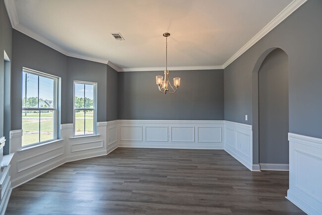 Building Photo - 281 Cypress Creek Dr NE