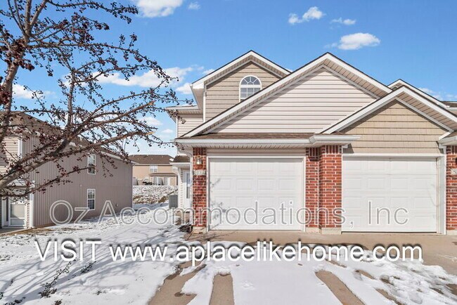 Foto del edificio - 807 SW Imperial Ln