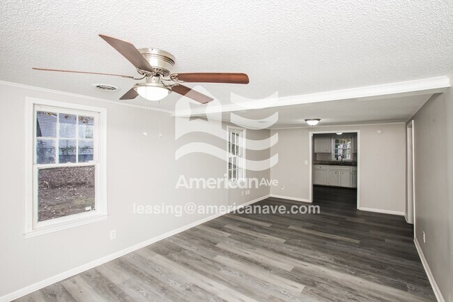 Building Photo - 2647 Trull St