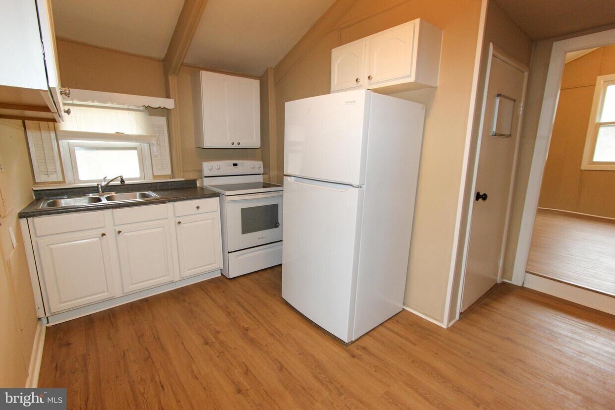 Foto principal - 130 Greenwood Rd