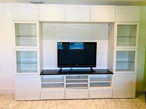 Building Photo - 4633 Bayshore Dr