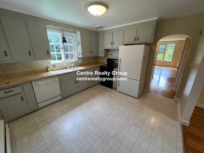 Foto del edificio - 48 River Ave