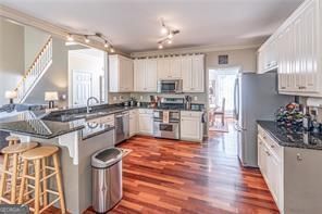 Building Photo - 4003 Rosewood View Dr