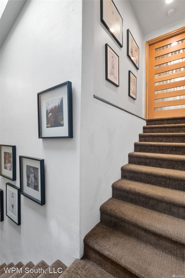 Foto del edificio - 3 br, 3.5 bath House - 19645 SE Petrovitsk...