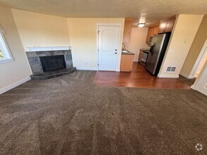 Building Photo - 2850 Newton Pl