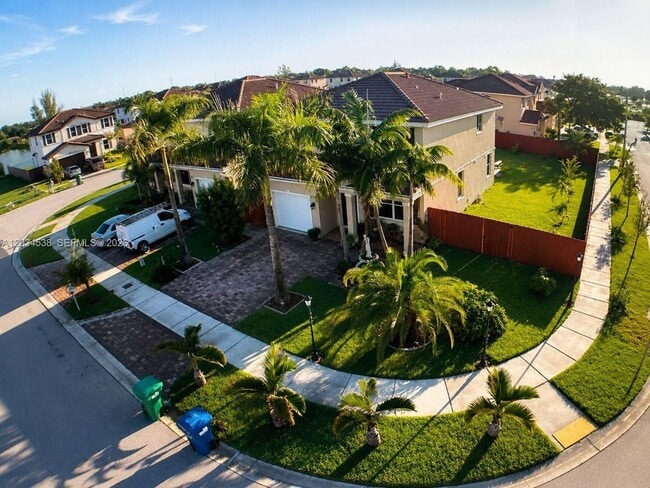 Photo - 28407 SW 129th Place 28407, Homestead, FL 33033 - 1994