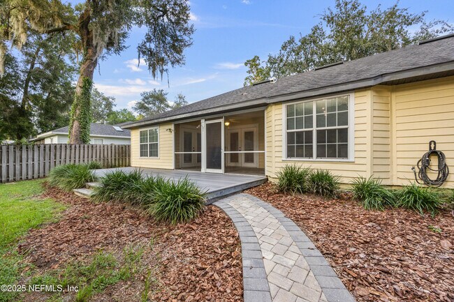 Foto del edificio - 6840 SW 80th Dr