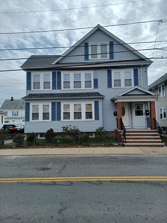 Primary Photo - 191 Riverside Ave