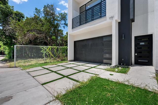 Foto del edificio - 1475 McKee St