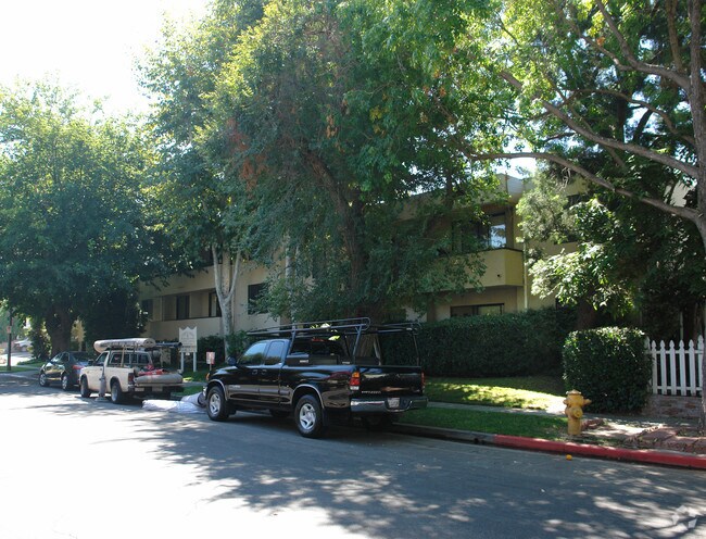 Foto del edificio - Otsego Arms
