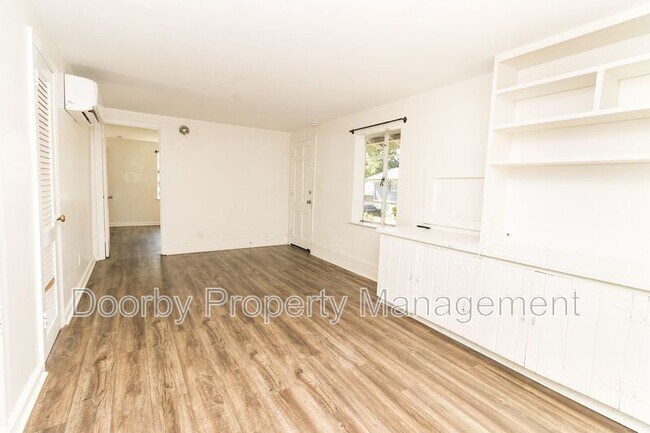 Foto del edificio - 910 S Crest