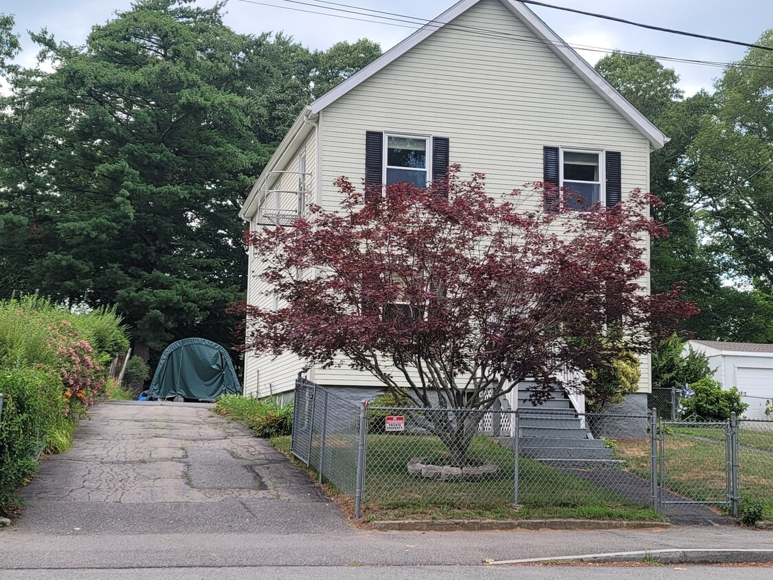Primary Photo - 91 Kilmer Ave
