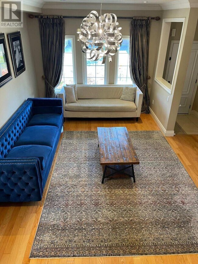 Photo du bâtiment - 6 Camden Dr