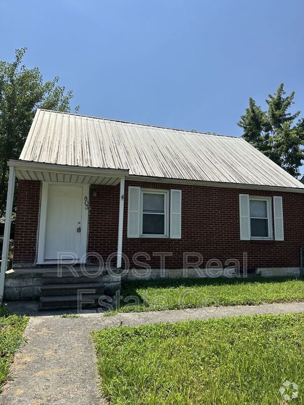 Building Photo - 803 Lock Ave