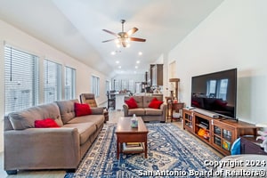 Building Photo - 2721 Barkey Spgs