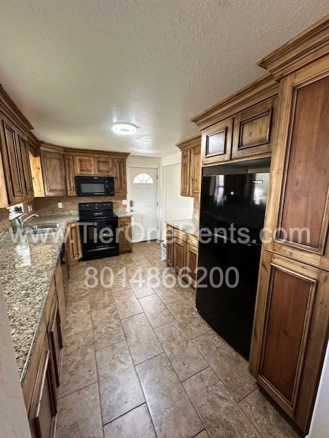 Foto del edificio - **MOVE IN SPECIAL** $500 off first month's rent!!