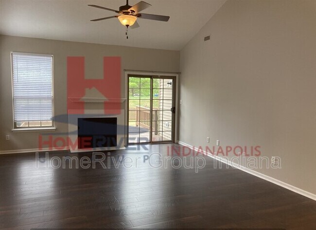 Building Photo - 10284 Lakeland Dr