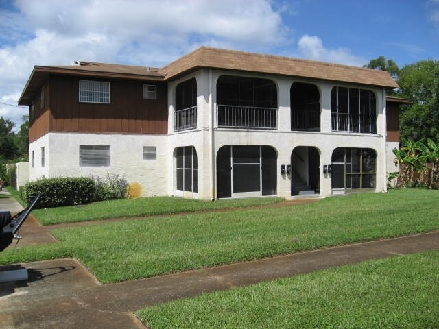 Building Photo - Autumnwood Apartments