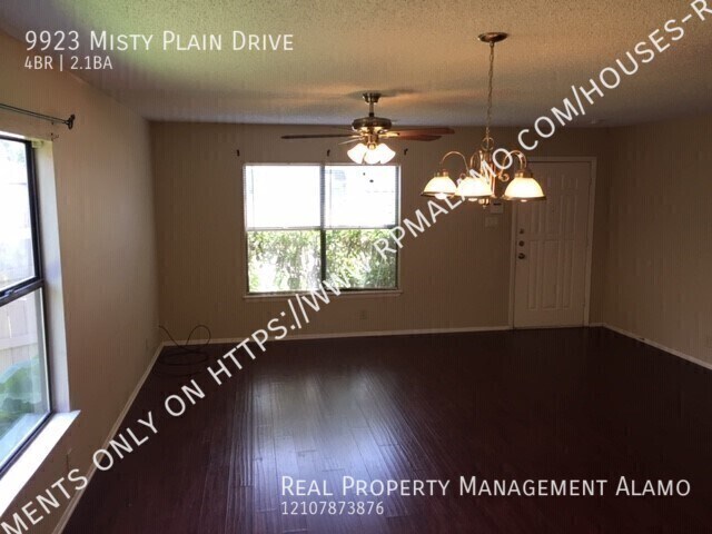 Building Photo - 9923 Misty Plain Dr
