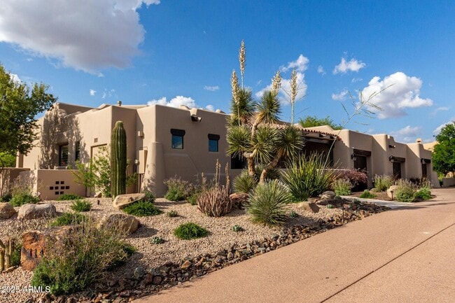 Building Photo - 11434 E Juan Tabo Rd