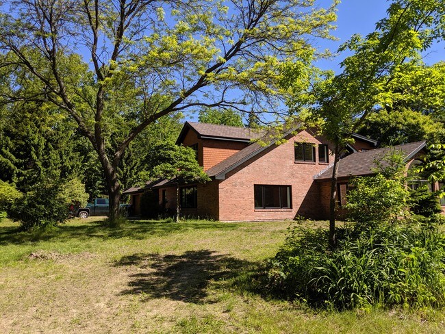 Fotografía del edificio - 2198 Blakely Rd