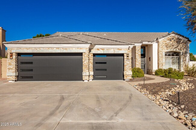 Foto del edificio - 4430 E Graythorn St