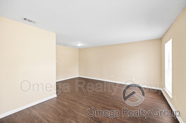 Foto del edificio - 6825 Norfolk Ct