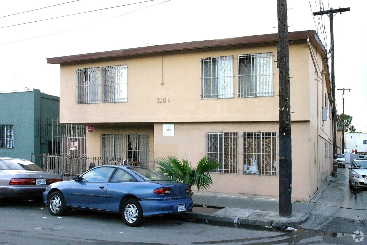 Primary Photo - 1139 Gardenia Ave