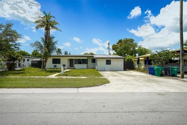 Foto del edificio - 840 NW 170th Terrace