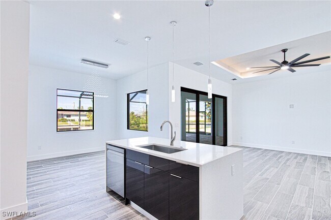 Foto del edificio - 3206 SW 5th Ave