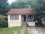 Primary Photo - 1654 Weinstock St