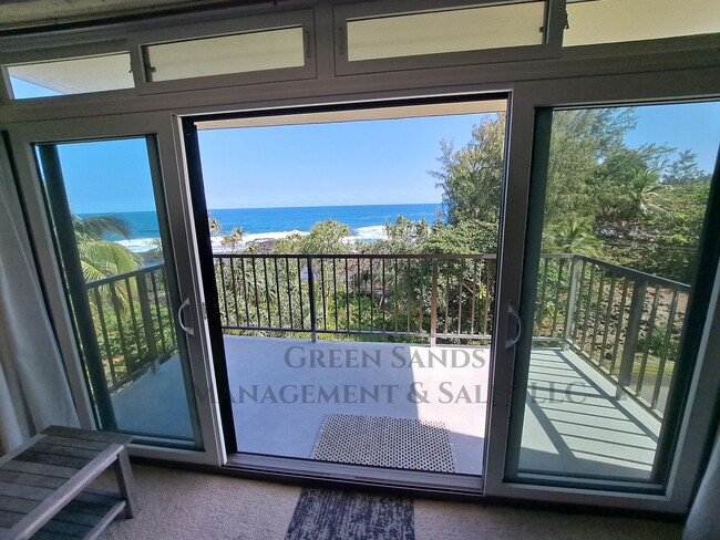 Foto del edificio - Oceanfront Condo at Hale Kahakai