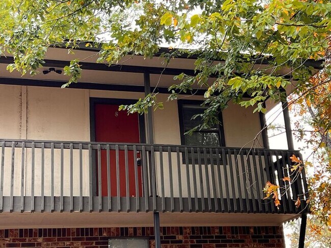 Foto del edificio - 9 Meredith Ct