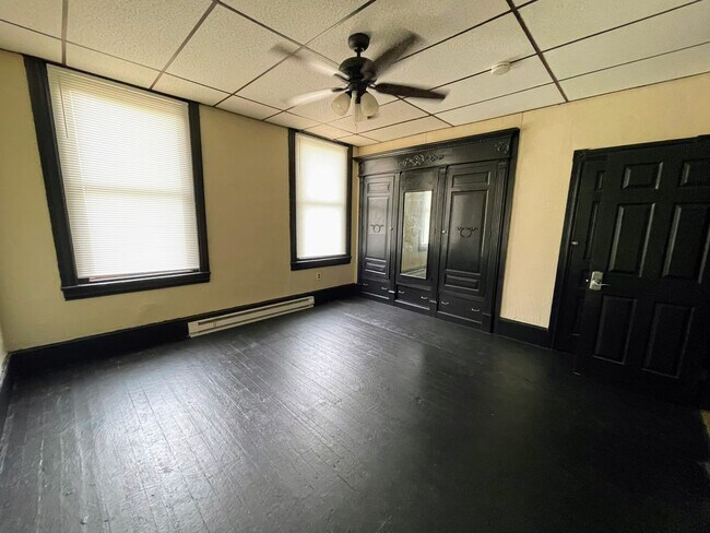Foto del edificio - 1225 W Allegheny Ave