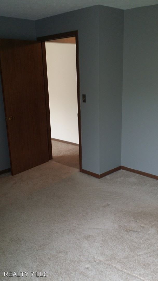 Foto del edificio - 1667 Cedarwood Dr