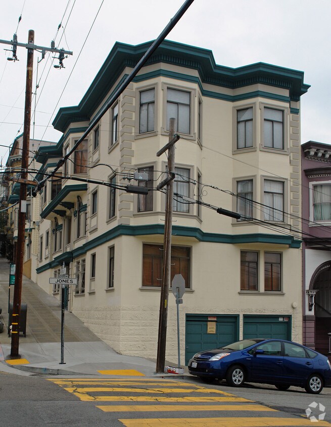 Building Photo - 1000-1022 Filbert St