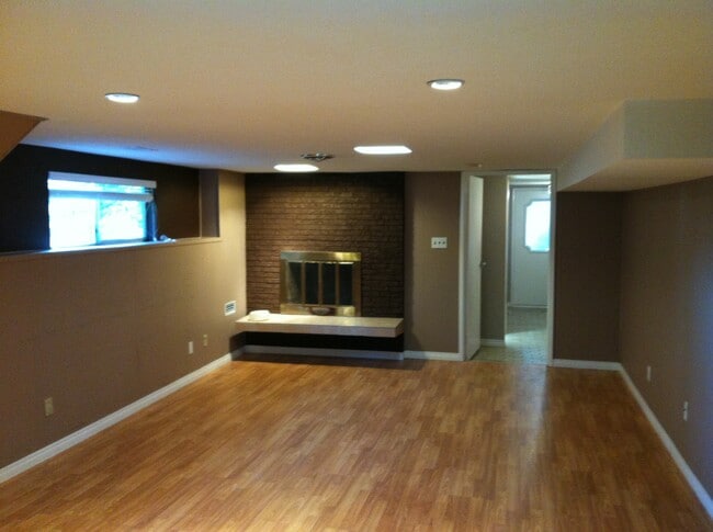 Building Photo - 6351 Walker Av