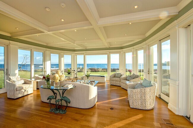 Foto del edificio - 16 Seal Point Ln