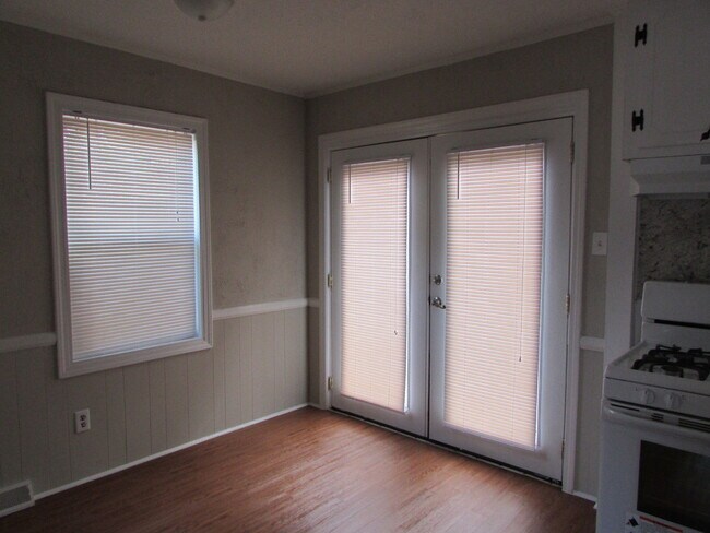 Foto del edificio - Cute 2 Bedroom Home available in Stanley!!