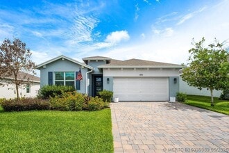 Building Photo - 1991 NE Ocean Dunes Dr