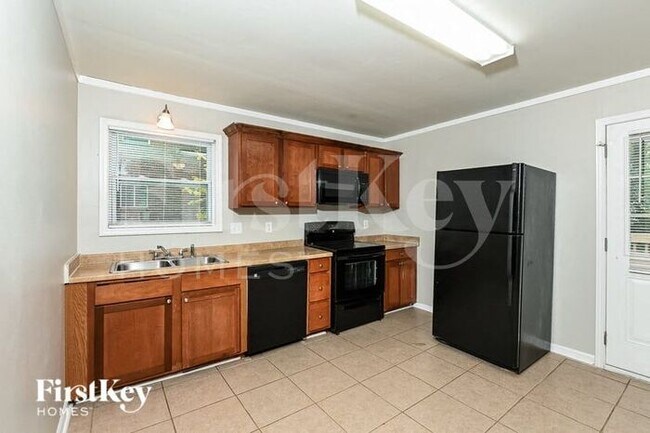 Foto del edificio - 1475 Greenwillow Dr