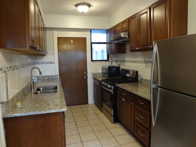 Foto del edificio - 5463 S Ingleside Ave